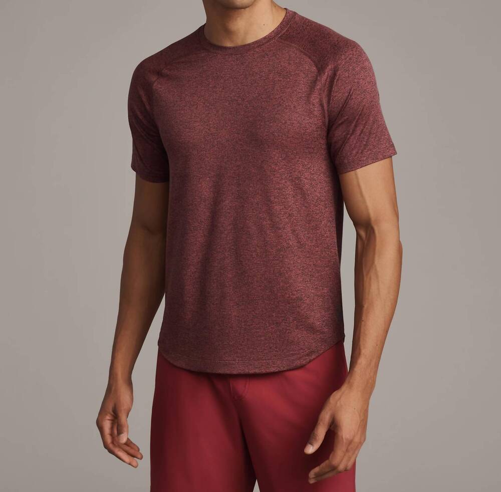 NEW RHONE atmosphere short sleeve tee in red brick / navy heather